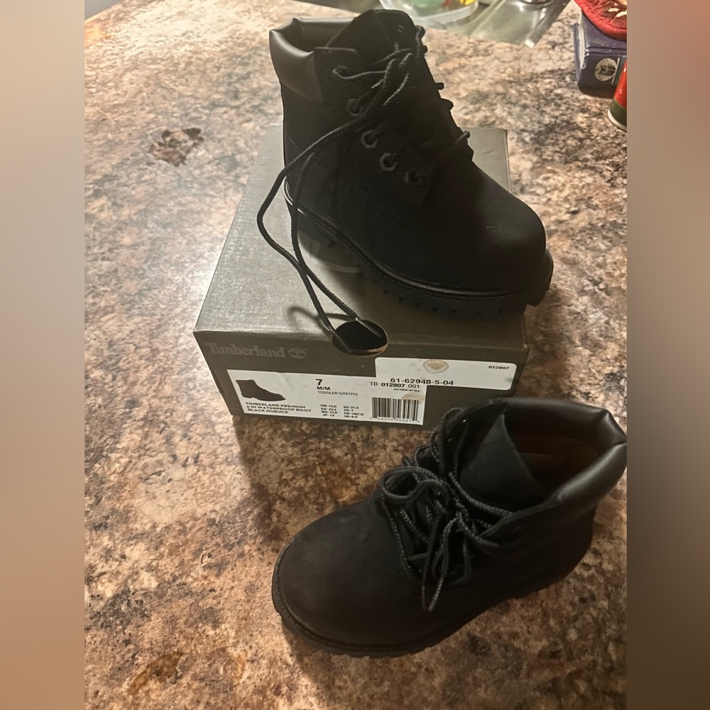 Brand new black Timberland boots size 7T